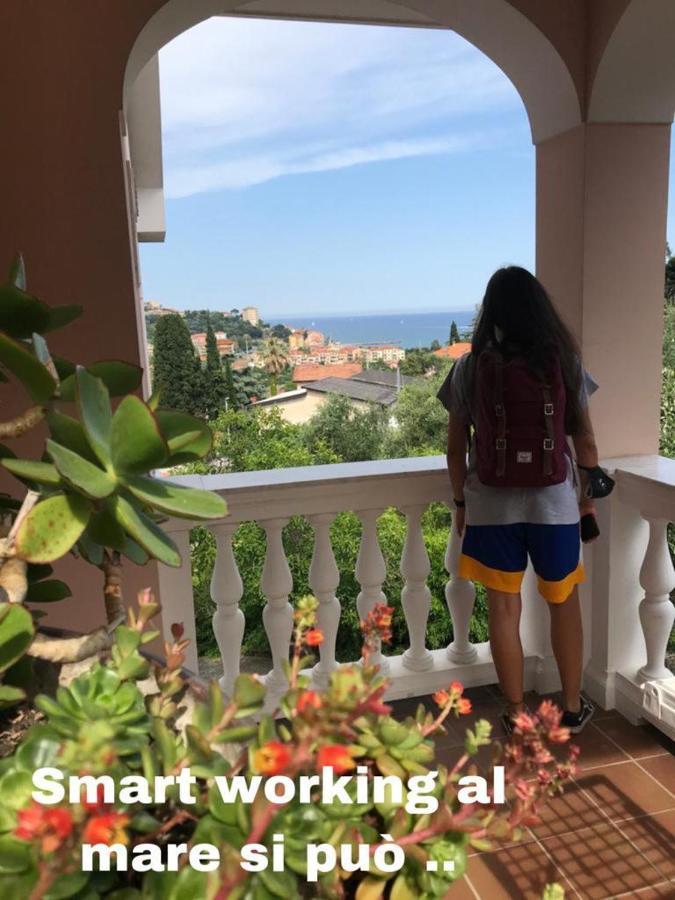 Edy Apartahotel